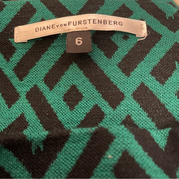 Diane Von Furstenberg fitted skirt - Picture 5 of 5